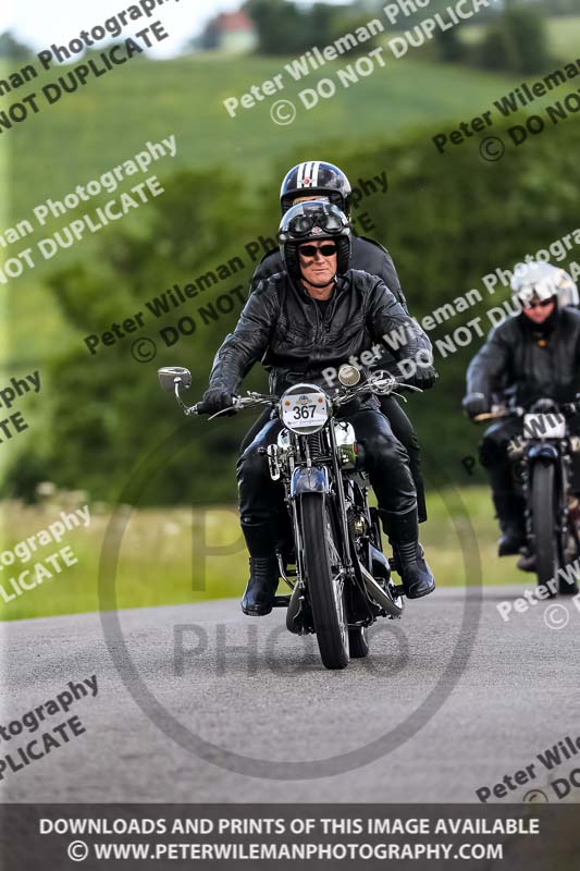 Vintage motorcycle club;eventdigitalimages;no limits trackdays;peter wileman photography;vintage motocycles;vmcc banbury run photographs